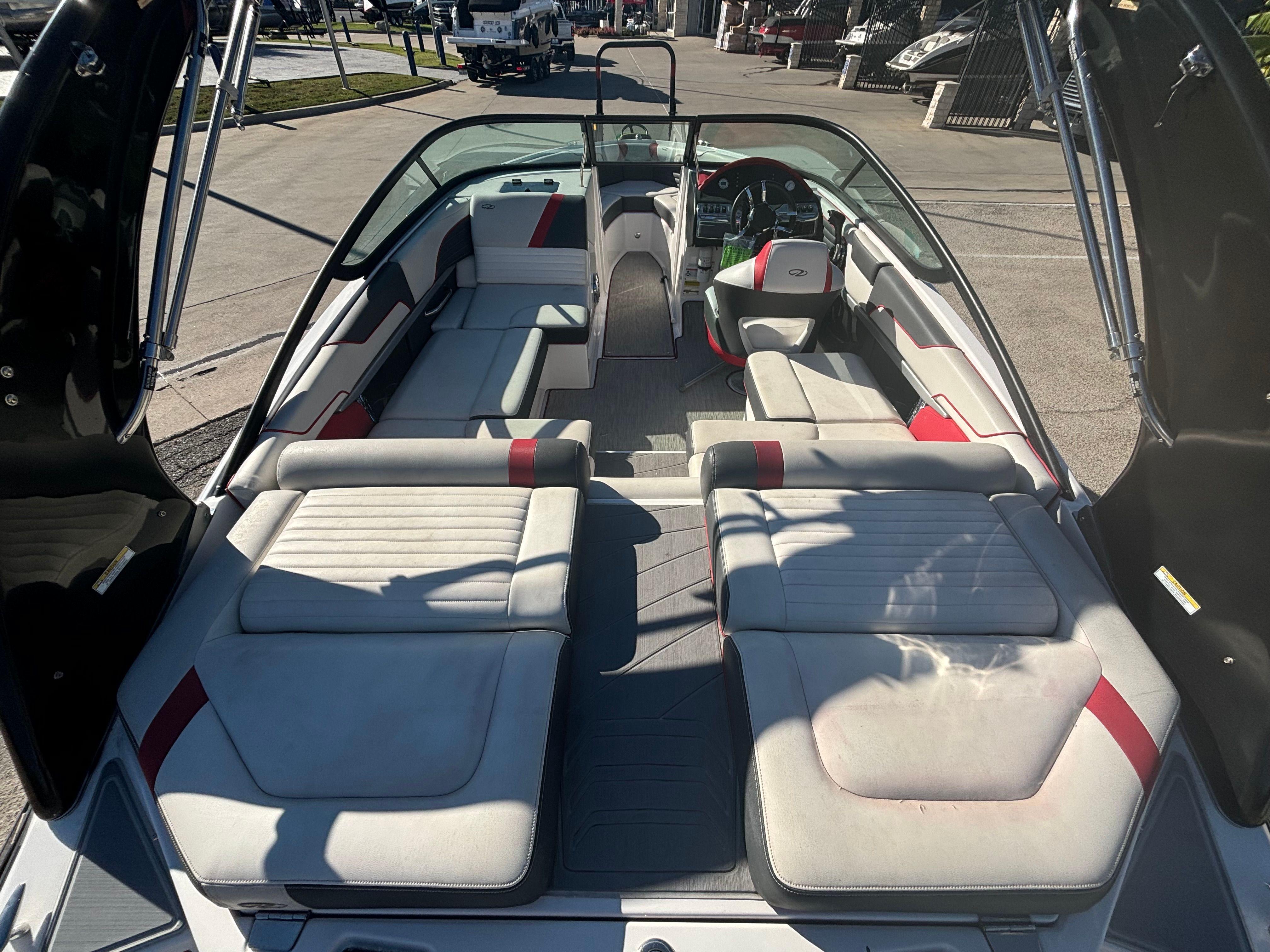 Slide: The Image of 2016 Regal 2100 Rx Surf - Image 11 - 11