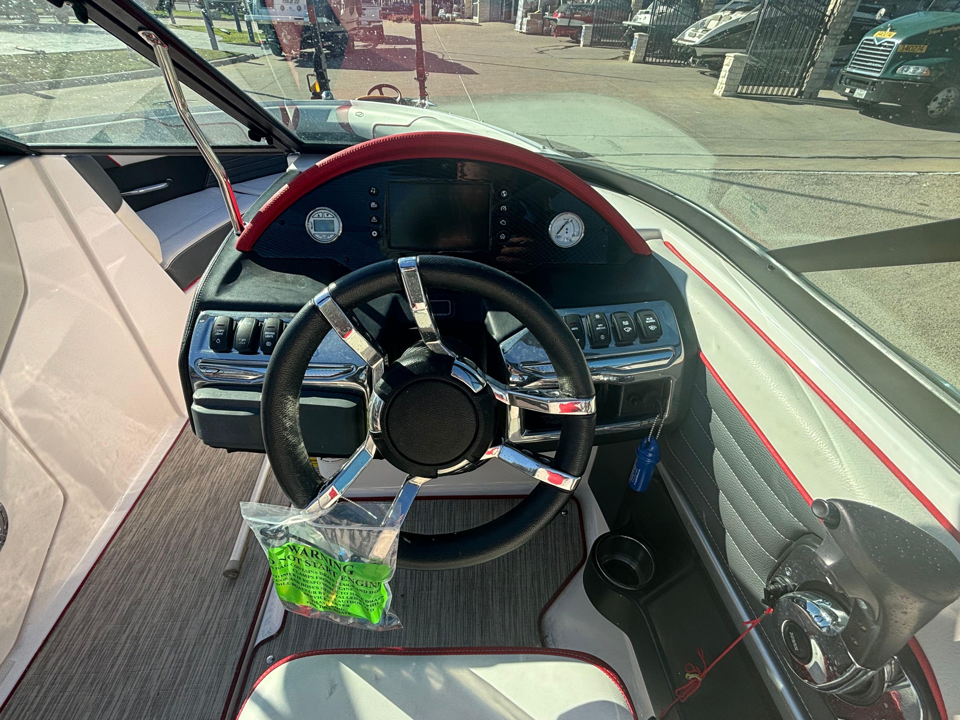 Slide: The Image of 2016 Regal 2100 Rx Surf - Image 18 - 18