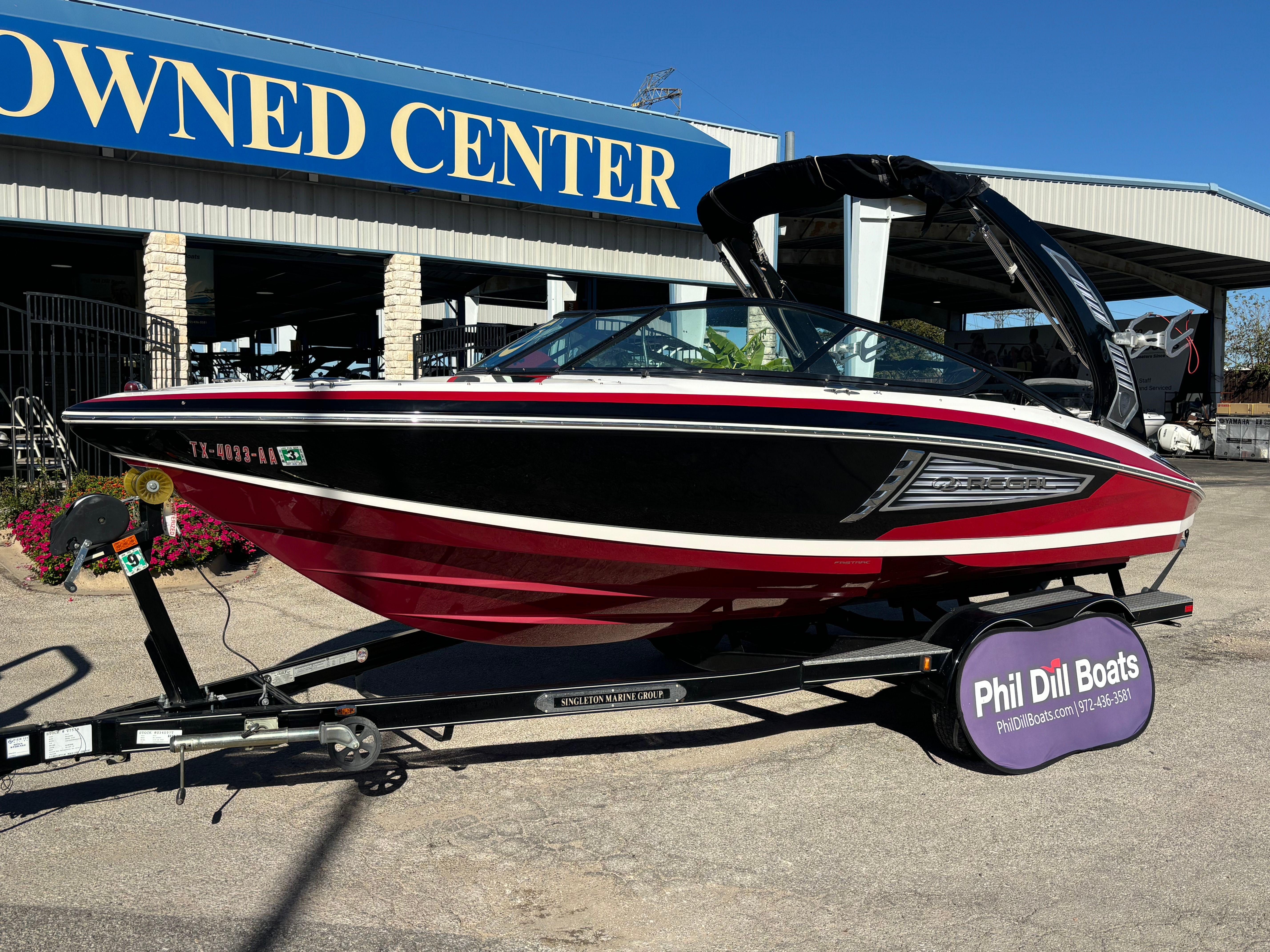 Slide: The Image of 2016 Regal 2100 Rx Surf - Image 2 - 2