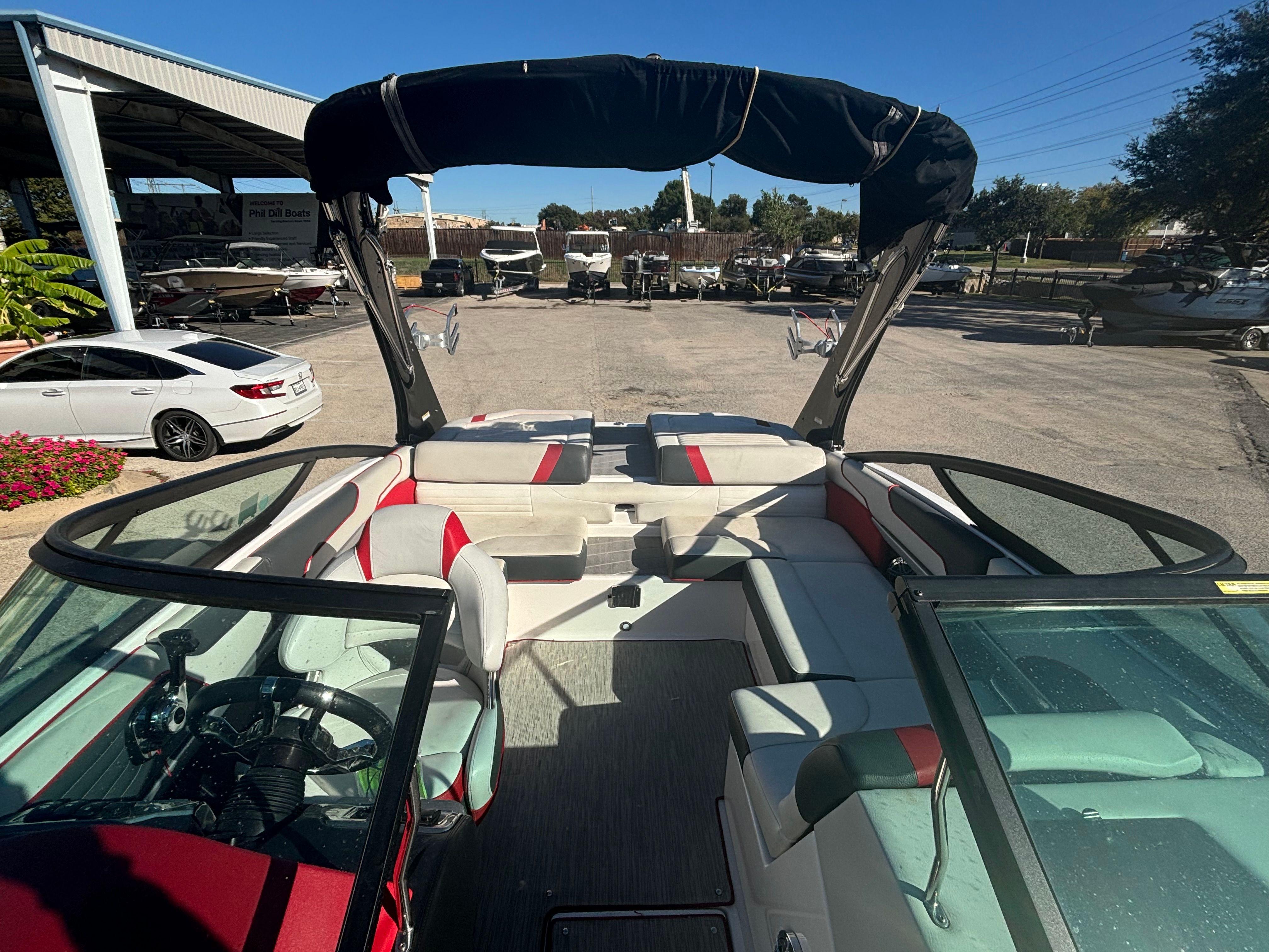 Slide: The Image of 2016 Regal 2100 Rx Surf - Image 24 - 24