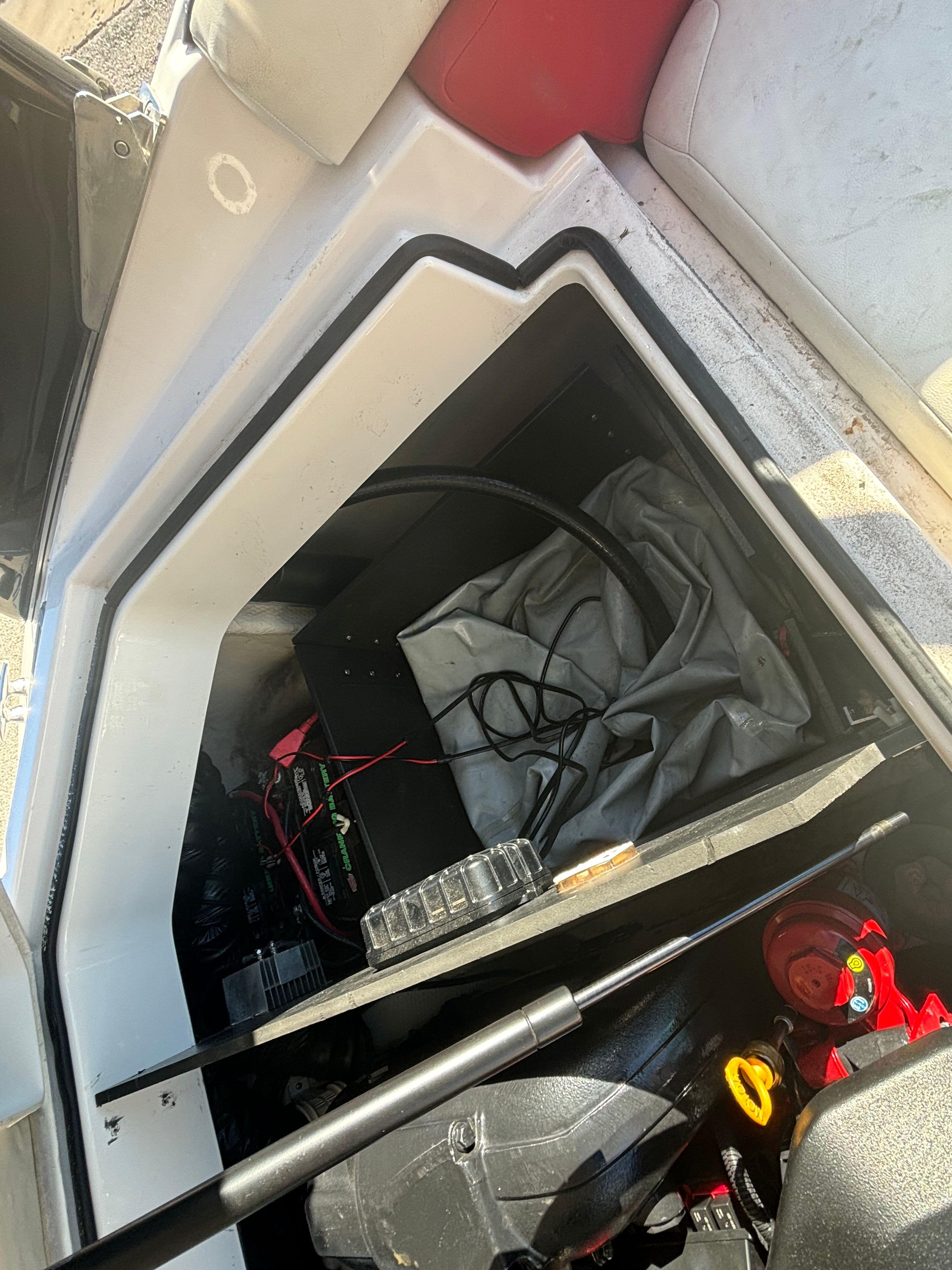 Slide: The Image of 2016 Regal 2100 Rx Surf - Image 26 - 26