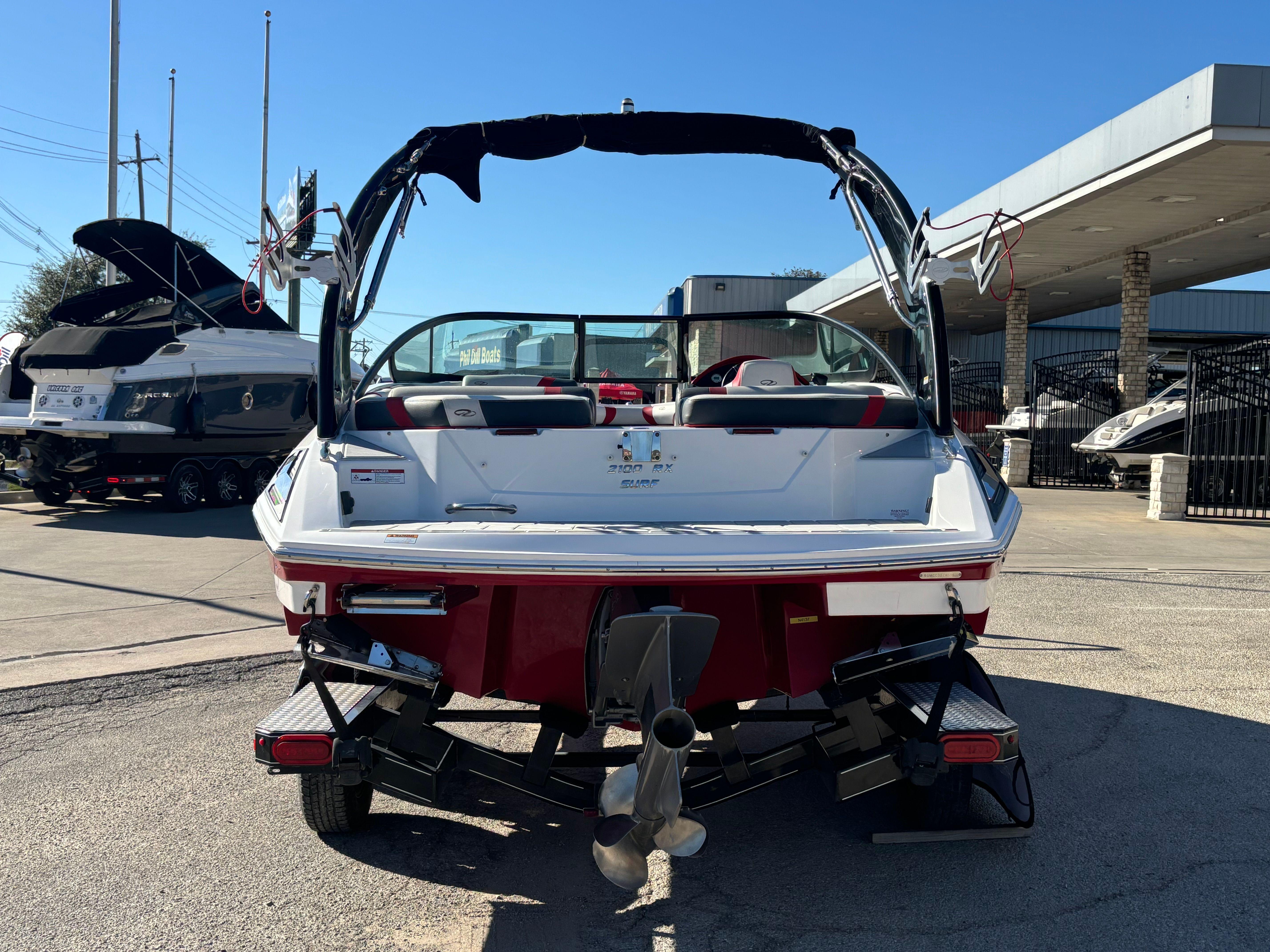 Slide: The Image of 2016 Regal 2100 Rx Surf - Image 4 - 4