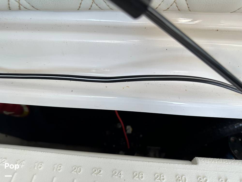 Slide: The Image of Regal 2100 RX SURF 2018 - 14728052