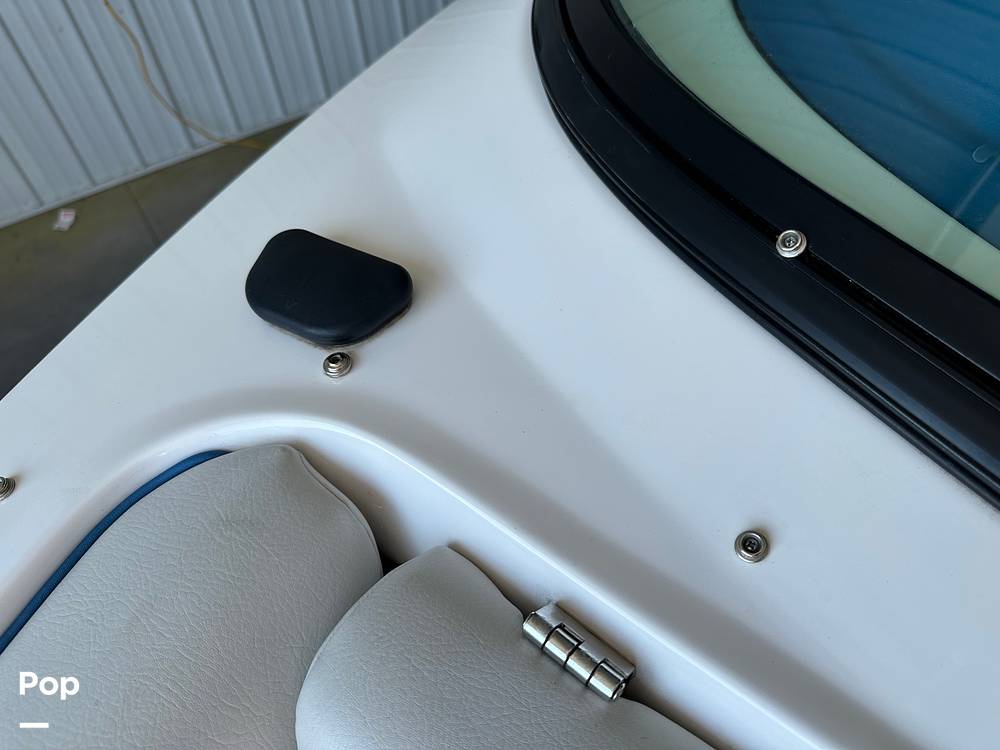 Slide: The Image of Regal 2100 RX SURF 2018 - 14728094