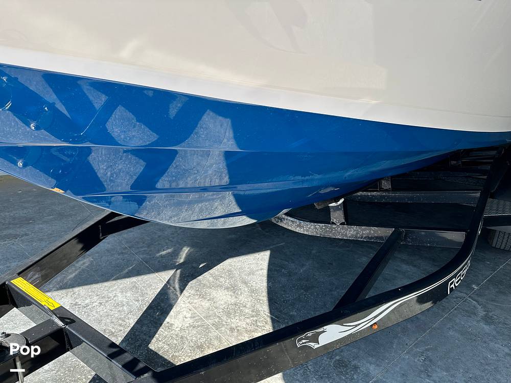 Slide: The Image of Regal 2100 RX SURF 2018 - 14727855