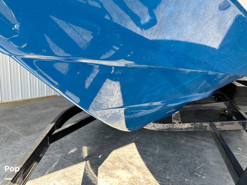 Slide: The Image of Regal 2100 RX SURF 2018 - 14727857