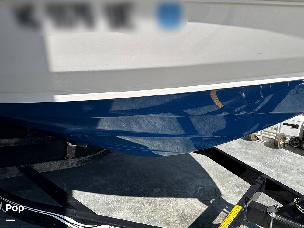 Slide: The Image of Regal 2100 RX SURF 2018 - 14727864