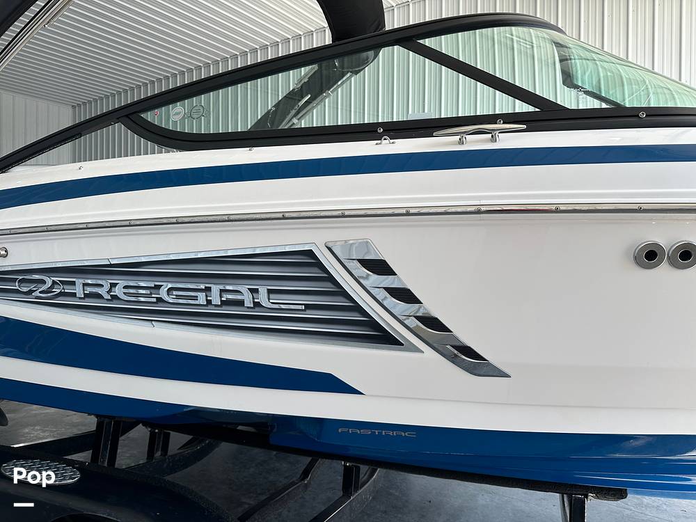 Slide: The Image of Regal 2100 RX SURF 2018 - 14727919