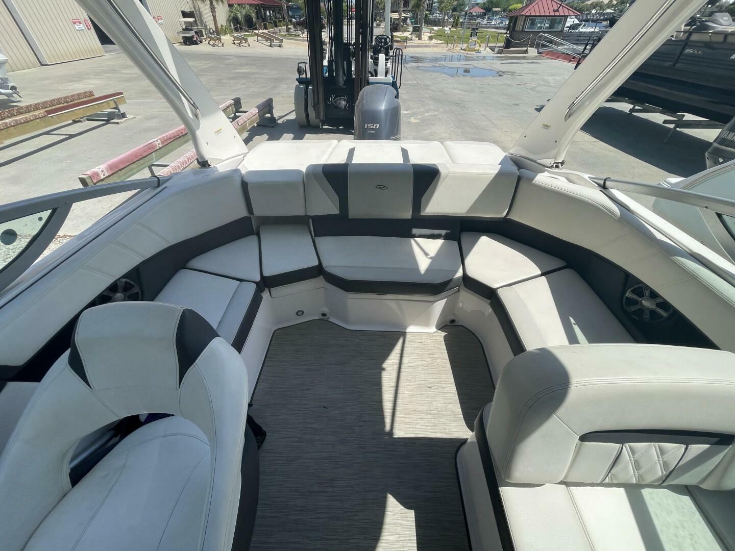 Slide: The Image of Regal 21 OBX 2018 - 5343424