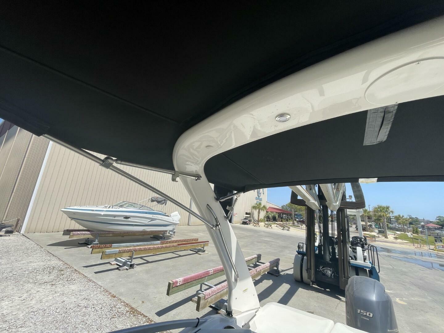 Slide: The Image of Regal 21 OBX 2018 - 5343426