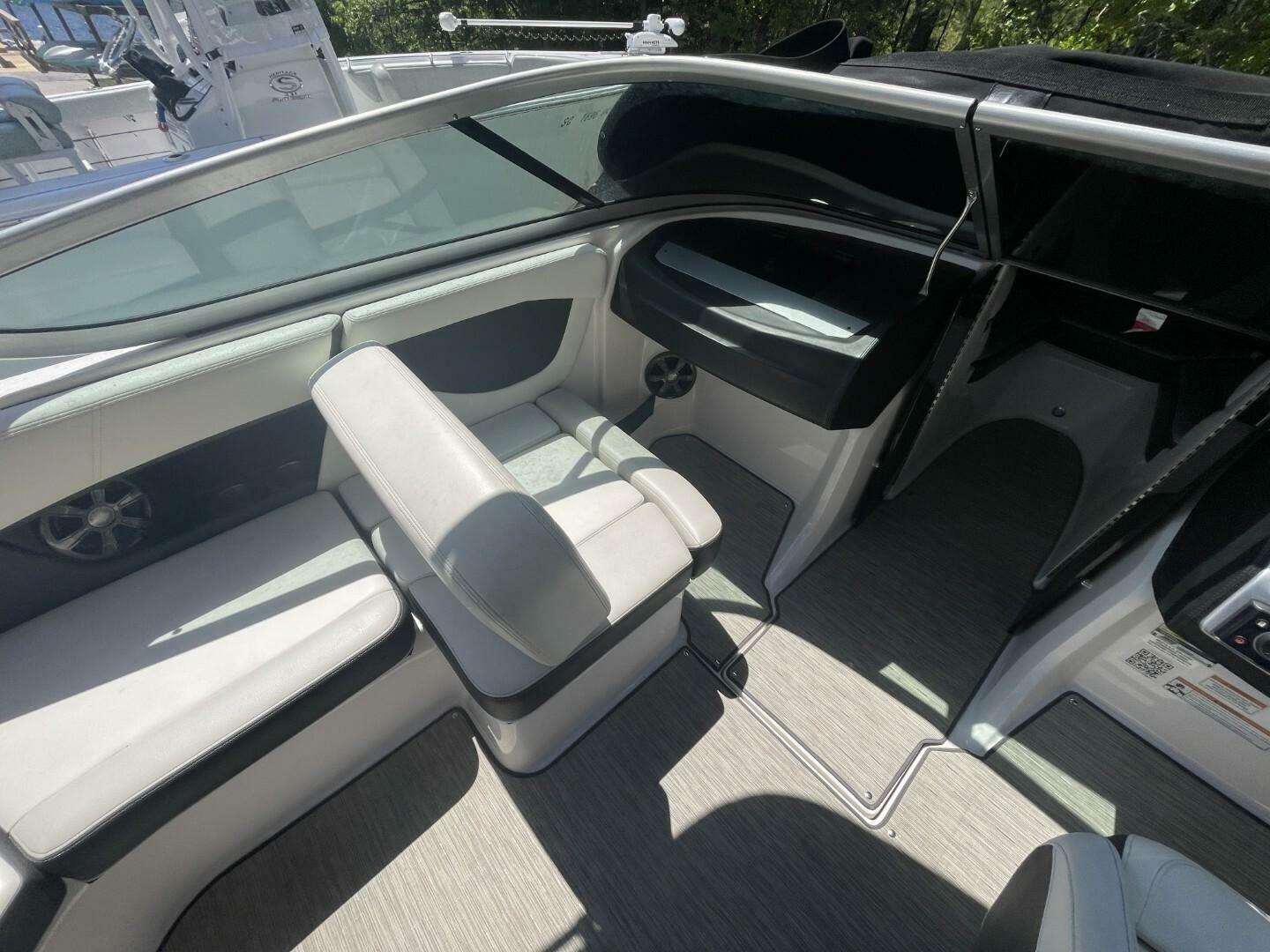 Slide: The Image of Regal 21 OBX 2018 - 5343429