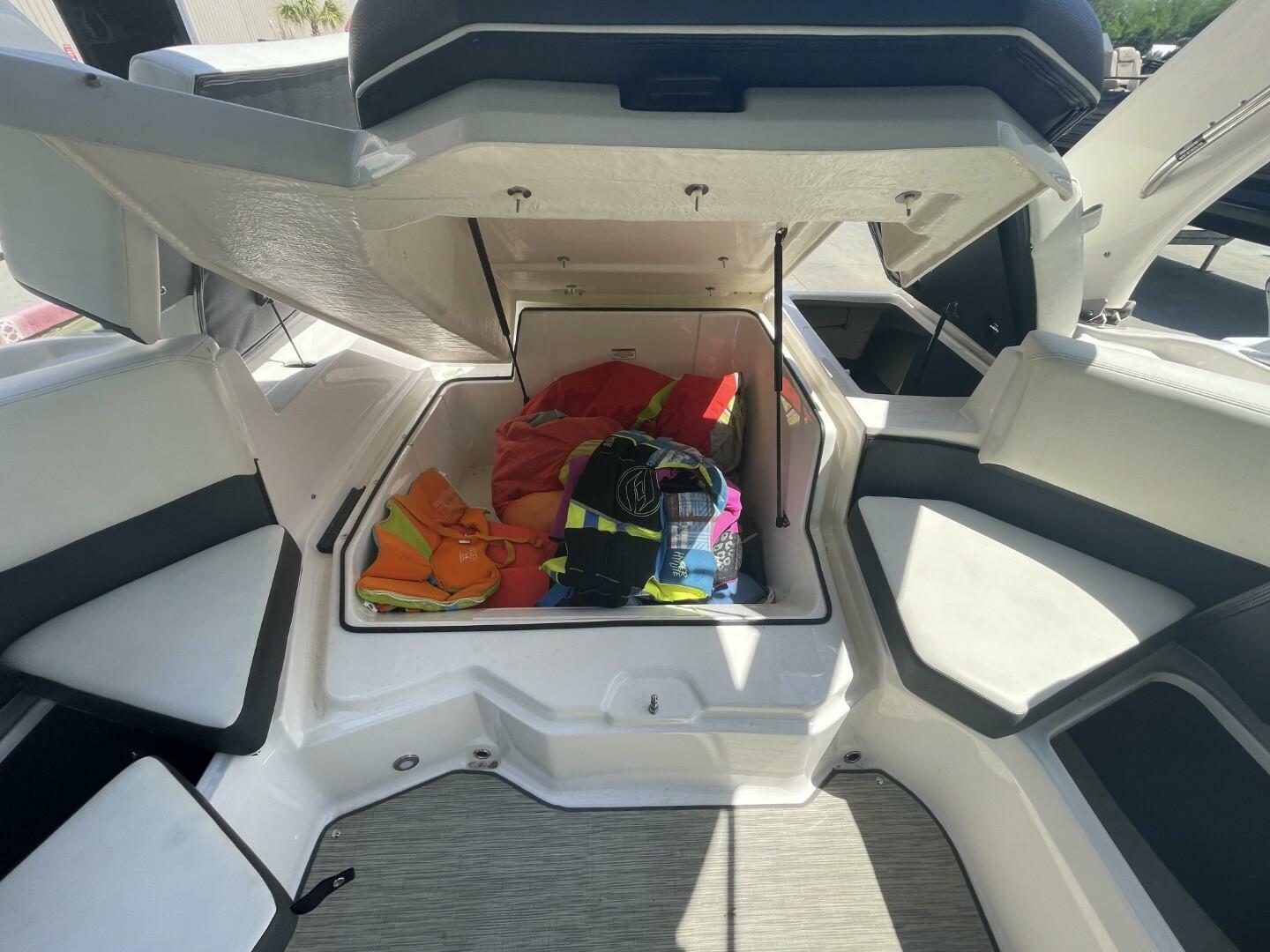 Slide: The Image of Regal 21 OBX 2018 - 5343437