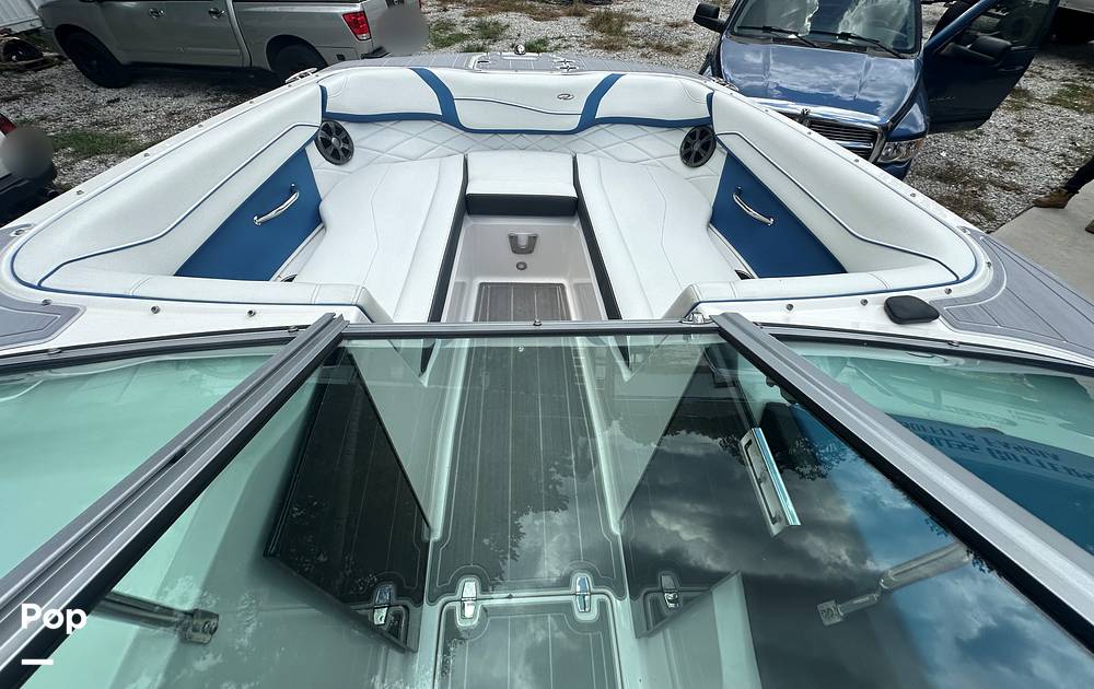 Slide: The Image of Regal 22 Fasdeck 2018 - 14434243