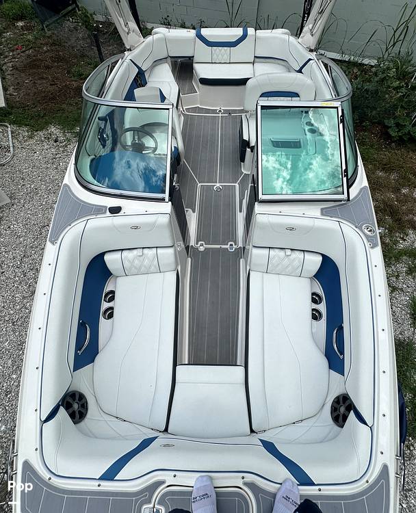 Slide: The Image of Regal 22 Fasdeck 2018 - 14434244