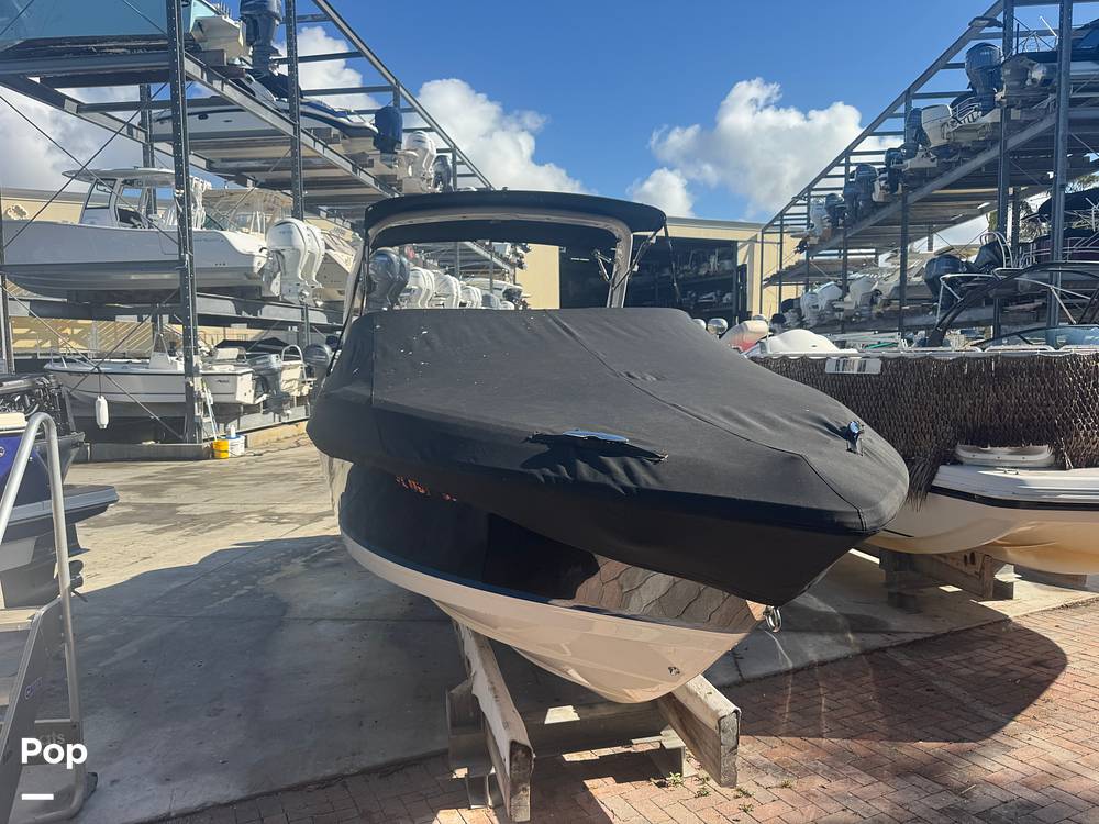 Slide: The Image of Regal 2300 Bowrider 2021 - 15025493