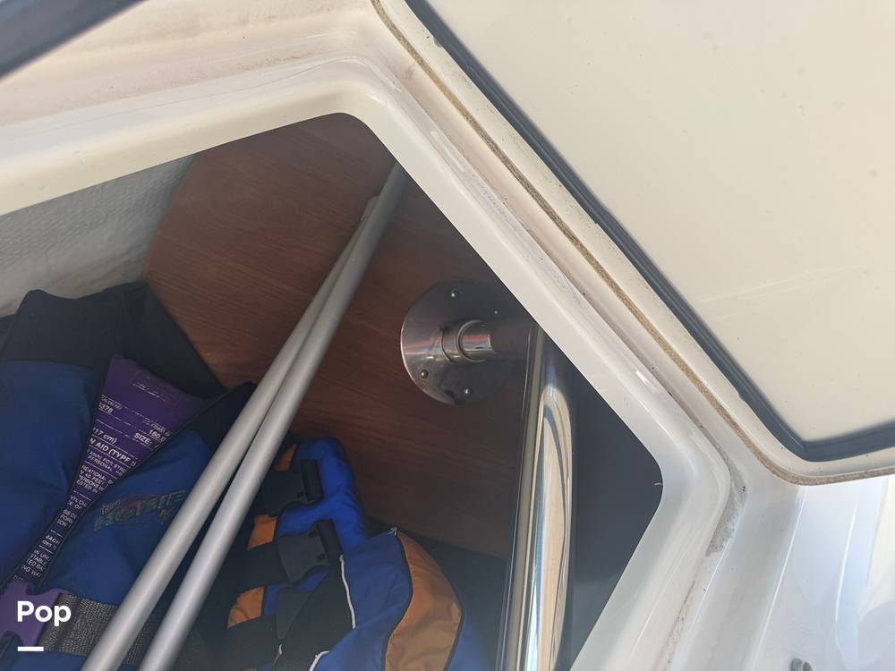 Slide: The Image of Regal 2300 Bowrider 2021 - 15025519