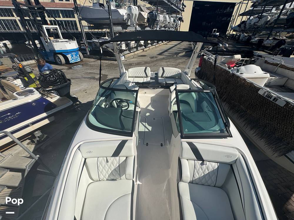 Slide: The Image of Regal 2300 Bowrider 2021 - 15025572