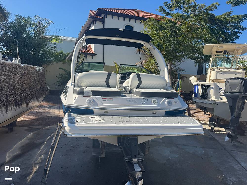 Slide: The Image of Regal 2300 Bowrider 2021 - 15025587