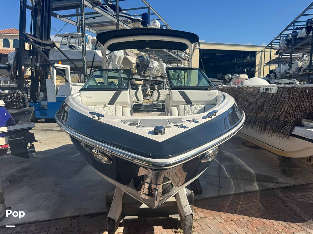 Slide: The Image of Regal 2300 Bowrider 2021 - 15025599