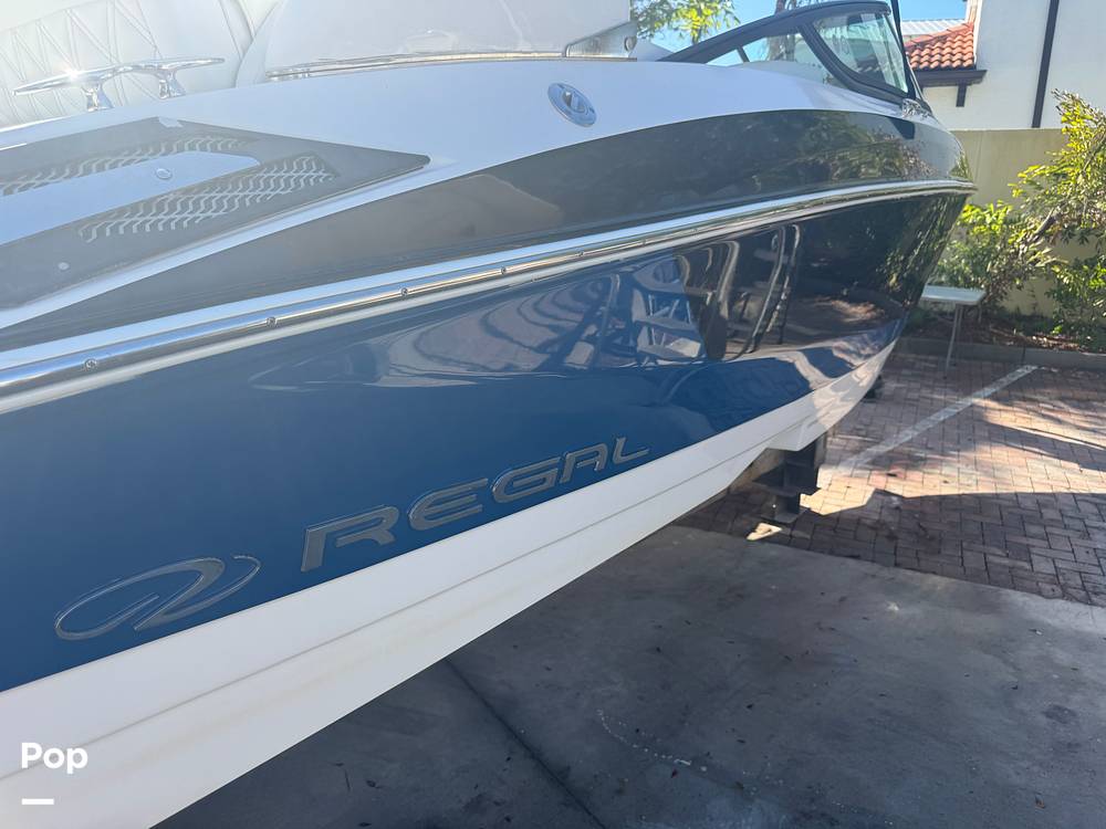Slide: The Image of Regal 2300 Bowrider 2021 - 15025602