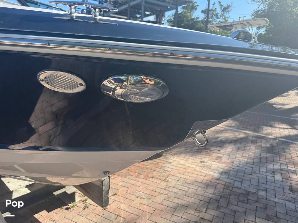 Slide: The Image of Regal 2300 Bowrider 2021 - 15025607