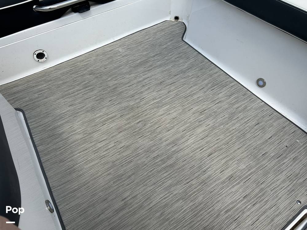 Slide: The Image of Regal 2300 RX 2017 - 14678630