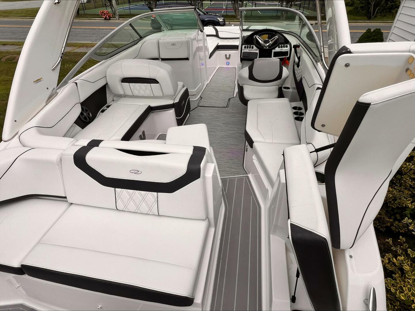 Slide: The Image of Regal 23 OBX 2019 - 5326564