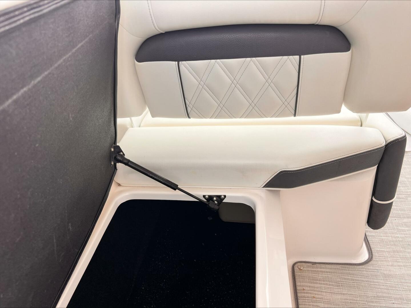 Slide: The Image of Regal 23 OBX 2019 - 5326744