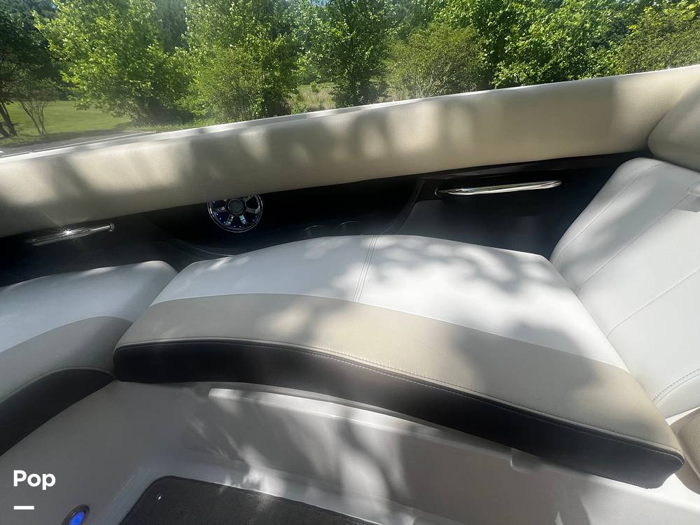 Slide: The Image of Regal 2500 2015 - 15604148