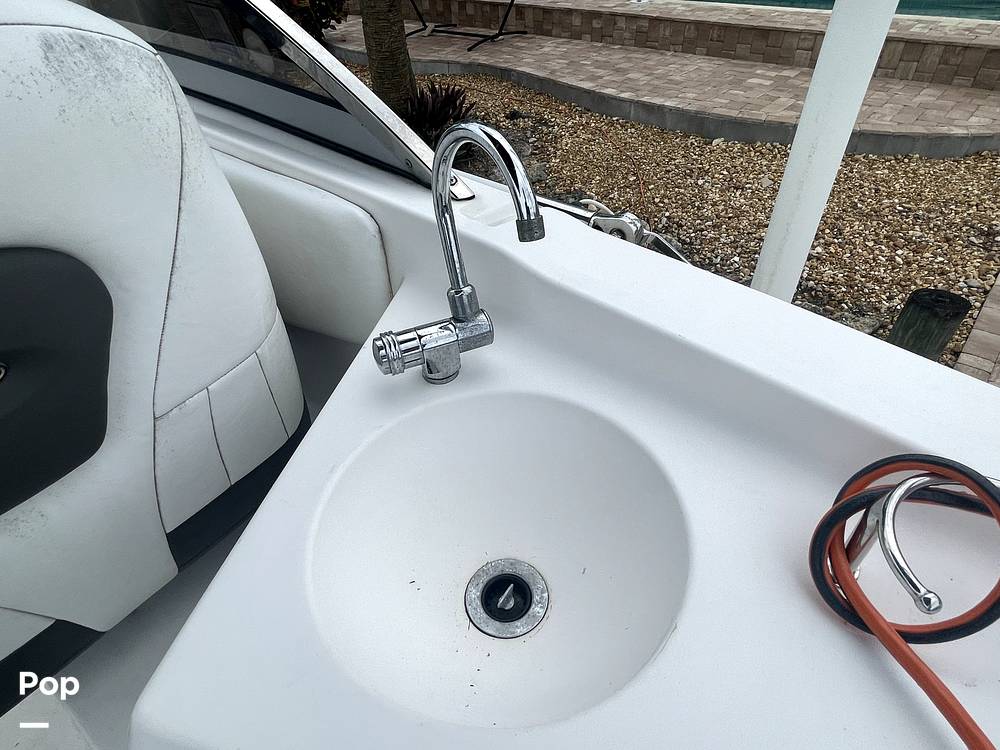 Slide: The Image of Sink - Cockpit - 11915829