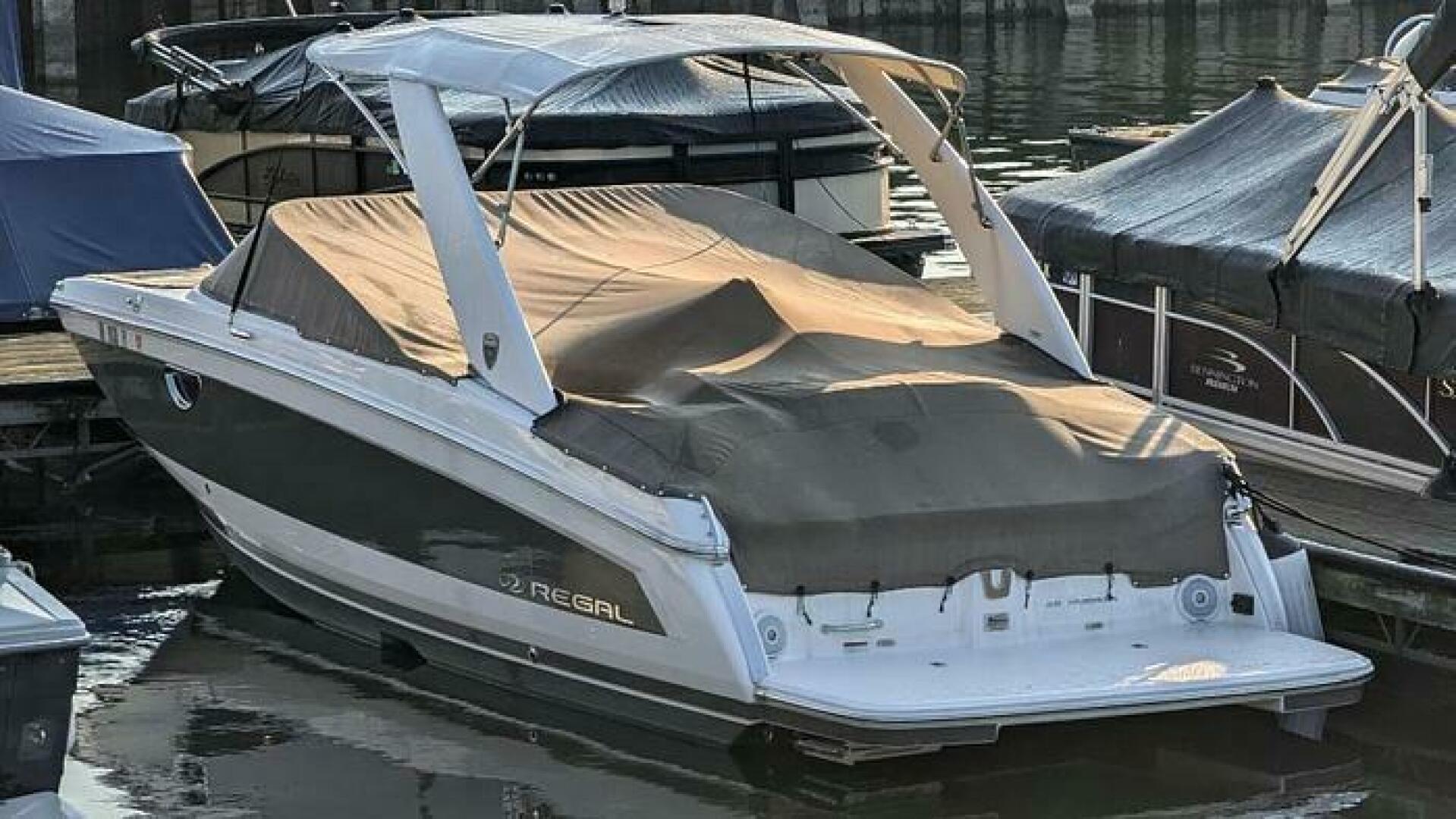 Slide: The Image of Cockpit Cover  2018 Regal 26 FasDeck Cockpit Cover  - 5234450