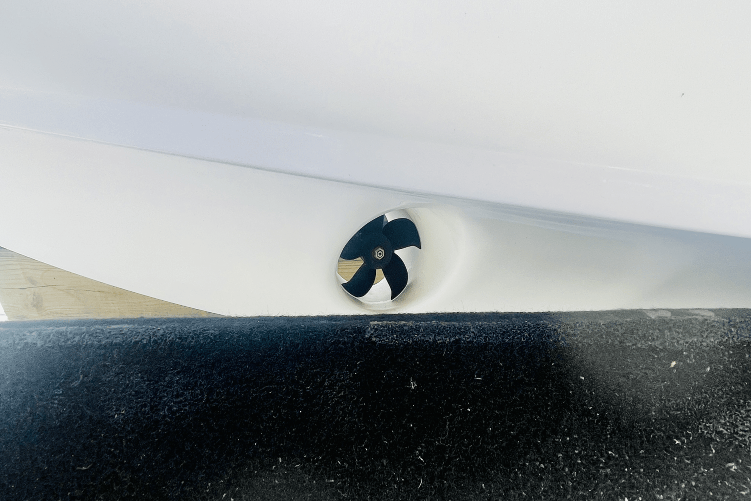 Slide: The Image of Regal 26 XO 2020 - 13