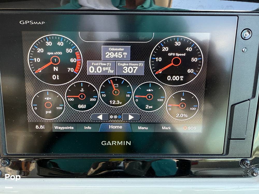 Slide: The Image of Garmin Display - 15311799