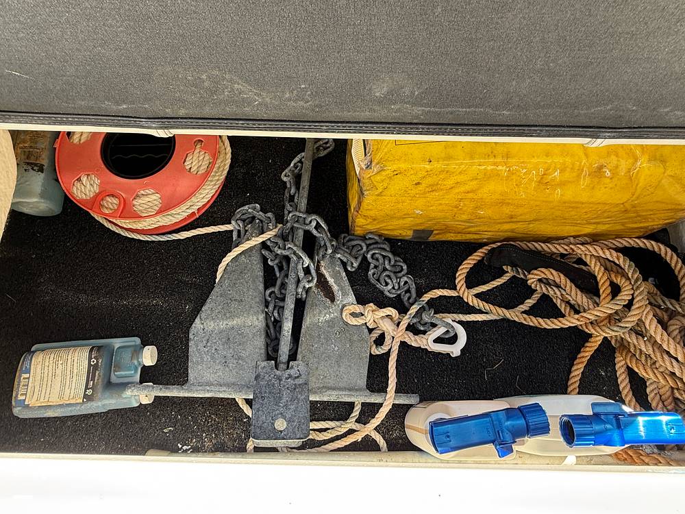 Slide: The Image of Regal 26 XO 2020 - 15315344