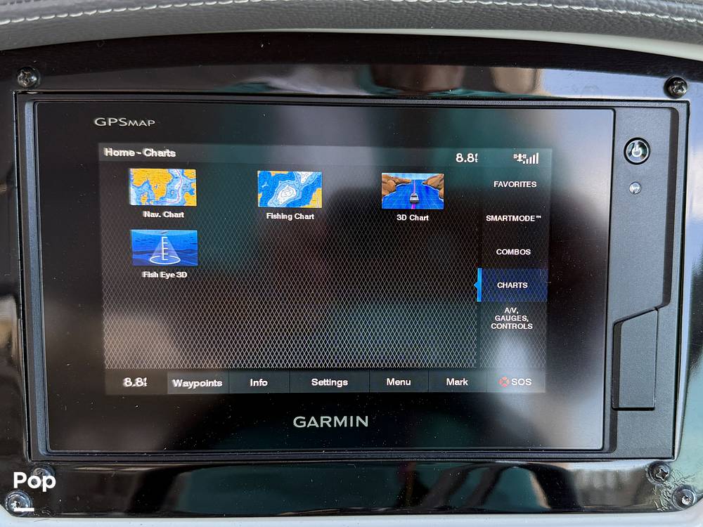 Slide: The Image of Regal 26 XO 2020 - 15315358