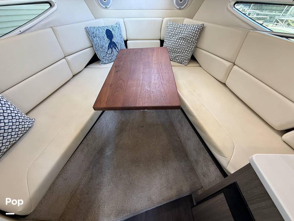 Slide: The Image of Regal 26 XO 2020 - 15315383