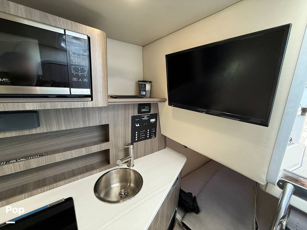 Slide: The Image of Regal 26 XO 2020 - 15315390