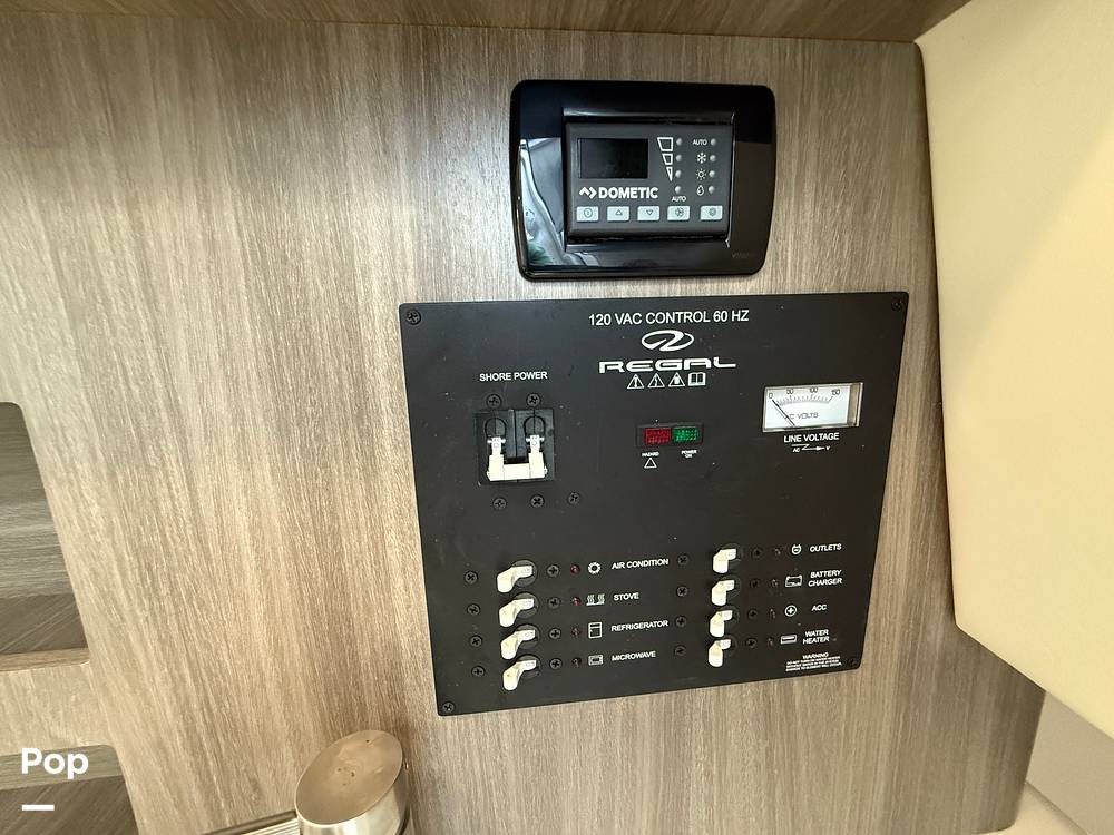 Slide: The Image of Regal 26 XO 2020 - 15315394