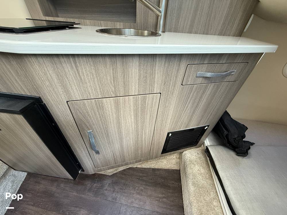 Slide: The Image of Regal 26 XO 2020 - 15315398