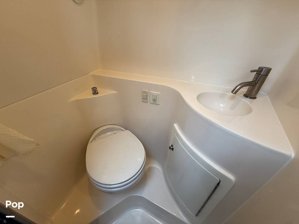 Slide: The Image of Regal 26 XO 2020 - 15315414