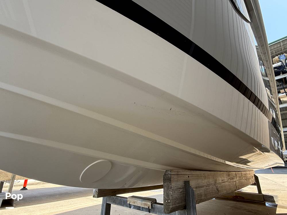 Slide: The Image of Regal 26 XO 2020 - 15315506