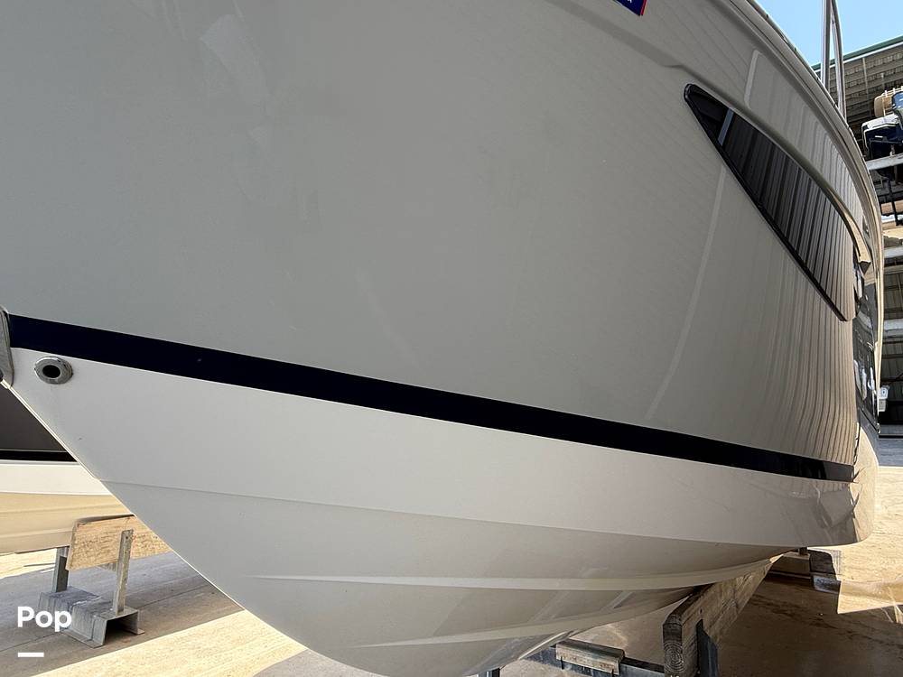 Slide: The Image of Regal 26 XO 2020 - 15315508