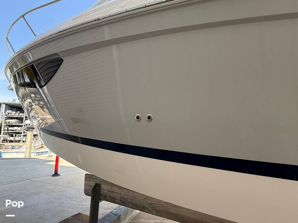 Slide: The Image of Regal 26 XO 2020 - 15315503
