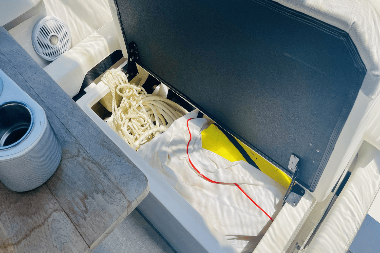 Slide: The Image of Regal 26 XO 2020 - 43