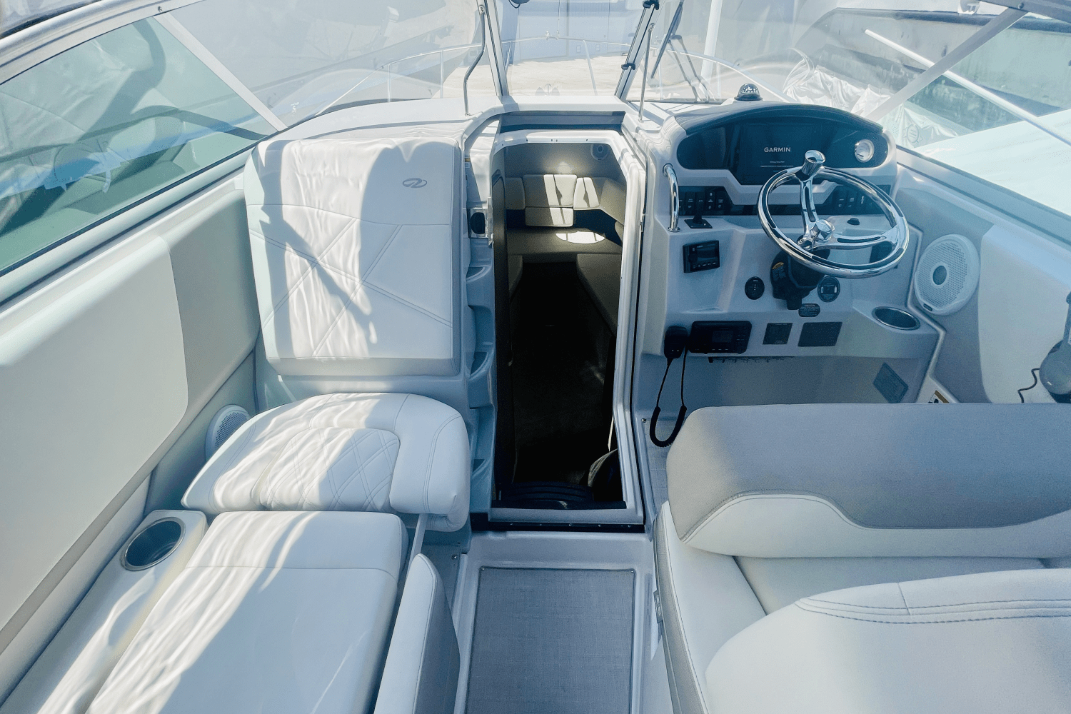 Slide: The Image of Regal 26 XO 2020 - 44