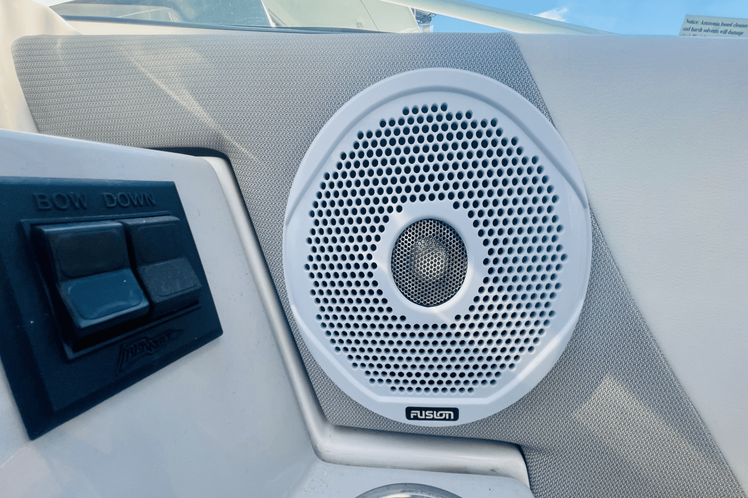 Slide: The Image of Regal 26 XO 2020 - 46