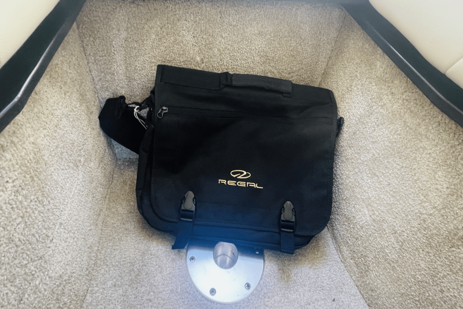 Slide: The Image of Regal 26 XO 2020 - 62