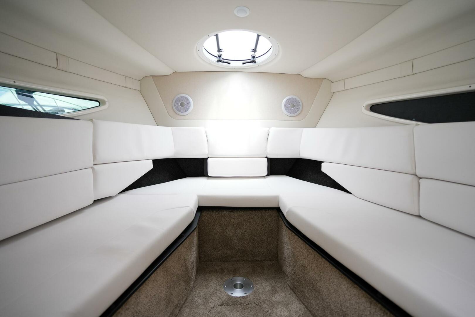 Slide: The Image of Regal 26 XO 2025 - 4355555