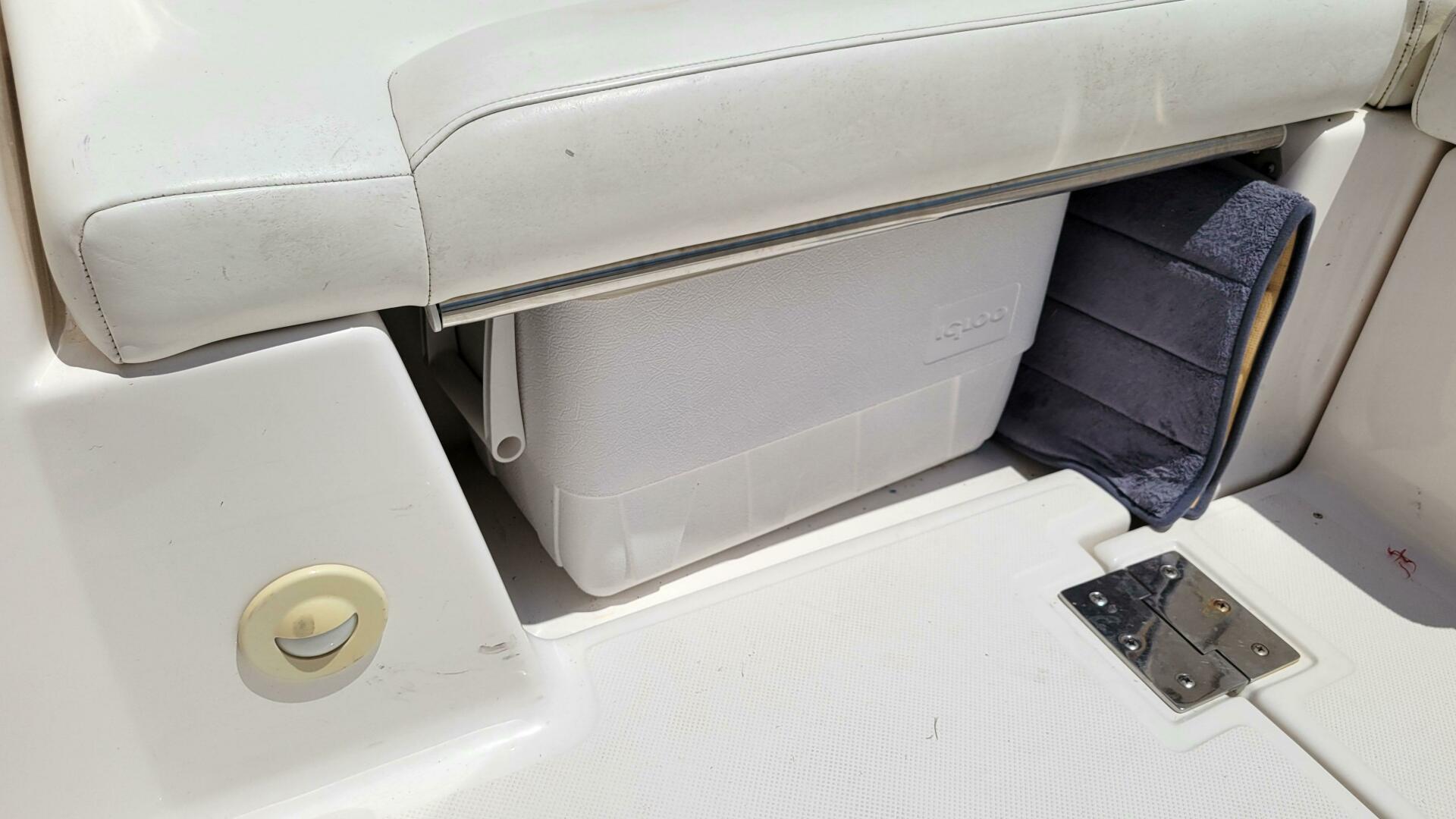 Slide: The Image of Regal 2700 Bowrider 2007 - 4066210