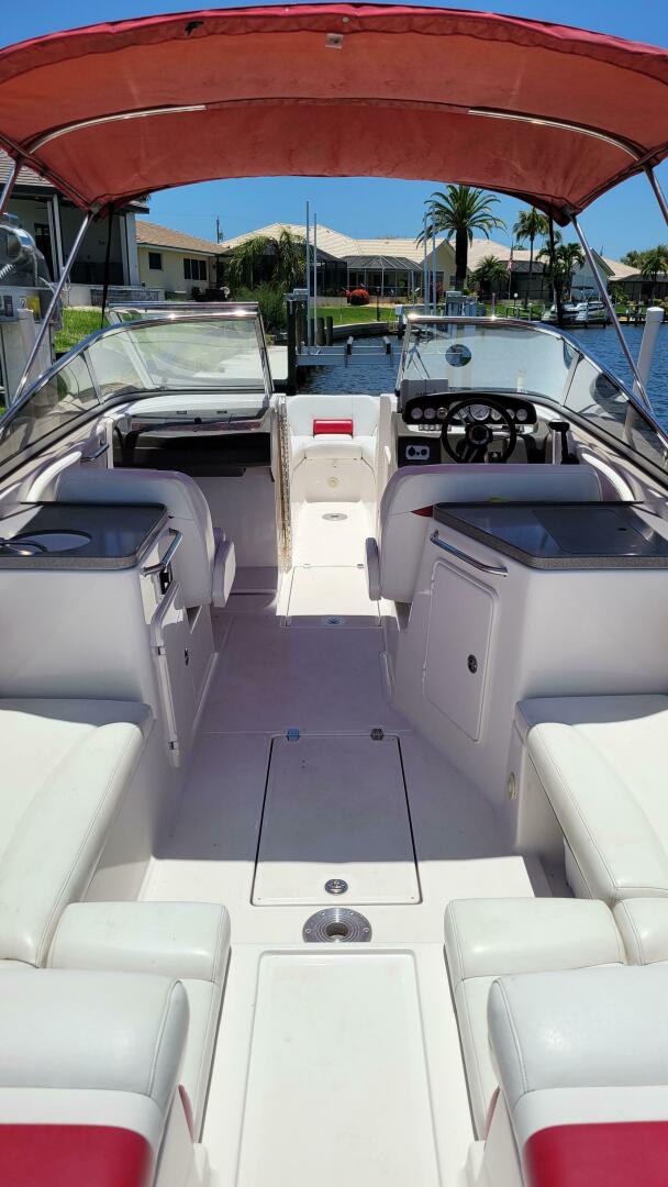 Slide: The Image of Regal 2700 Bowrider 2007 - 4066248